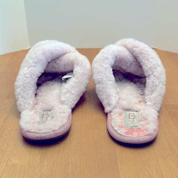 UGG Scuffita Pink fluffy shearling slipper 10 - Picture 5 of 9